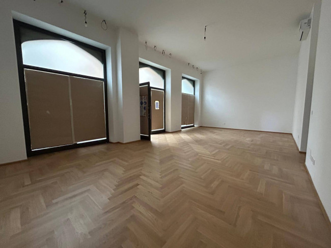 Negozio in affitto a Milano