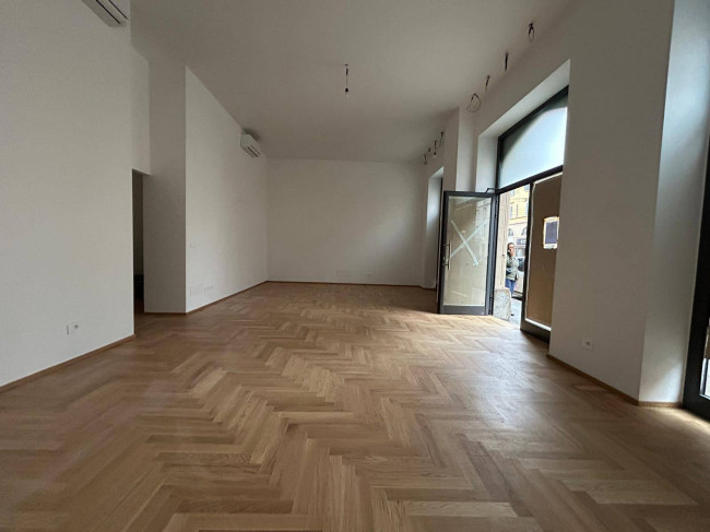 Negozio in affitto a Milano