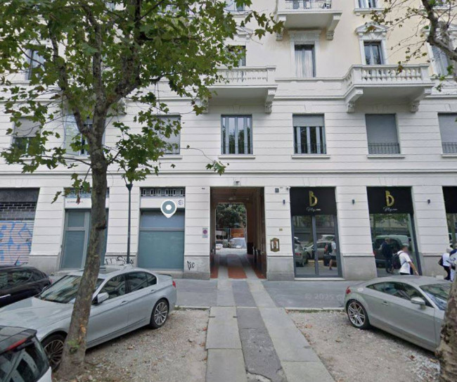 Negozio in affitto a Milano