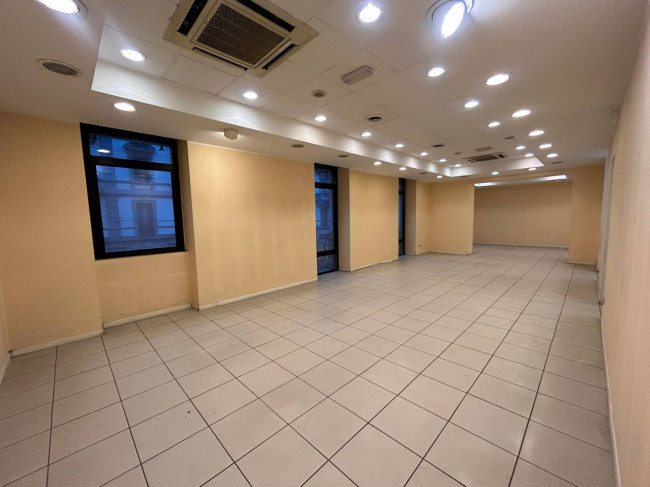 Negozio in affitto a Milano