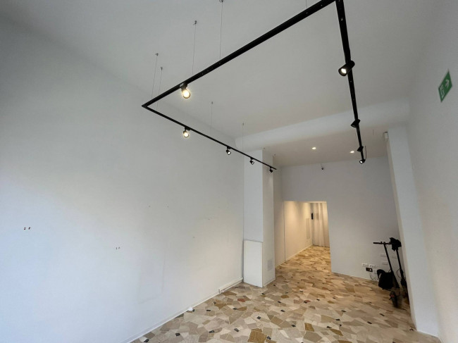 Negozio in vendita a Milano