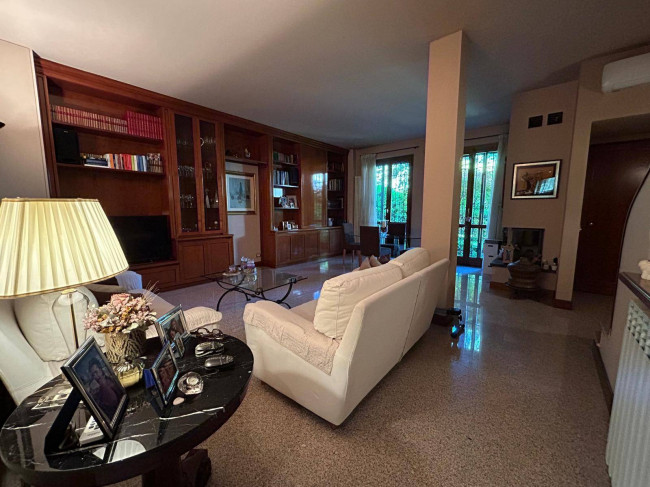 Villa in vendita a Seregno