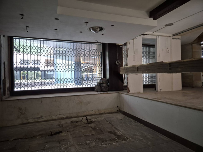 Negozio in vendita a Milano