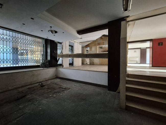 Negozio in vendita a Milano