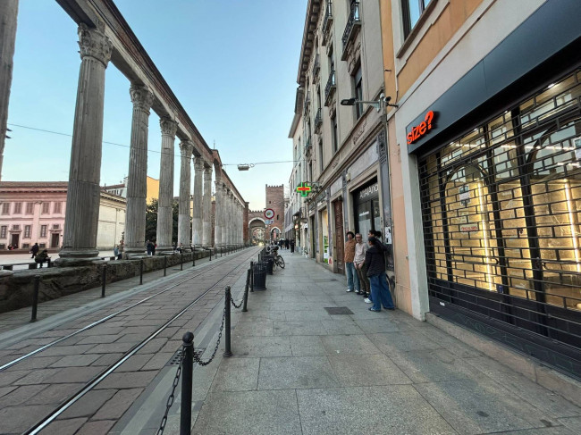 Negozio in vendita a Milano