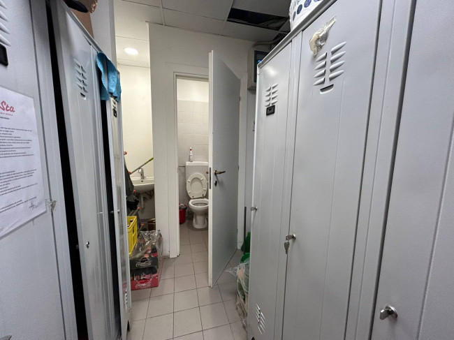 Negozio in vendita a Milano