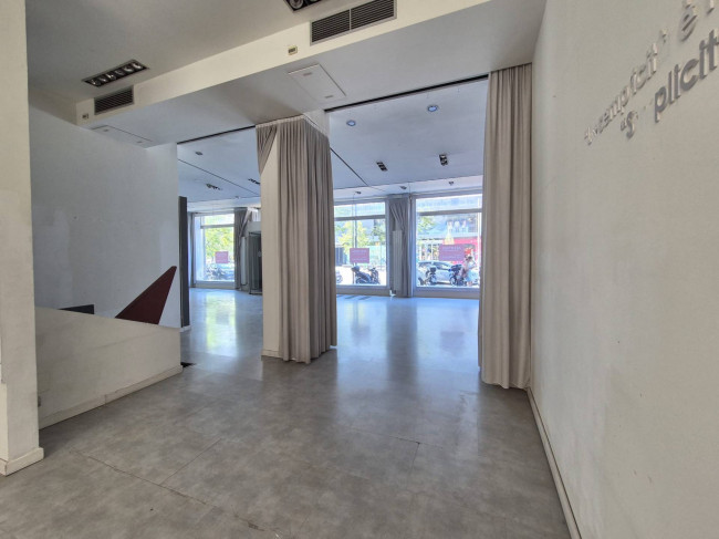 Negozio in affitto a Milano