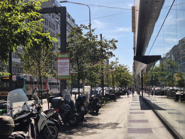Negozio in affitto a Milano