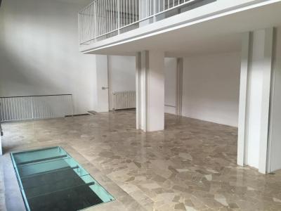 Negozio in affitto a Milano