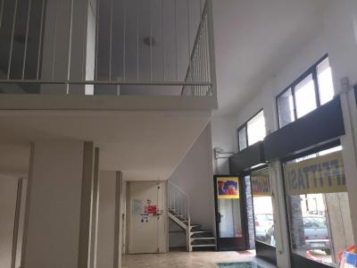 Negozio in affitto a Milano