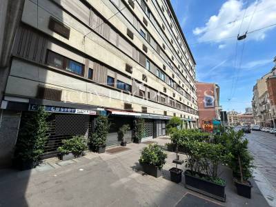 Negozio in affitto a Milano