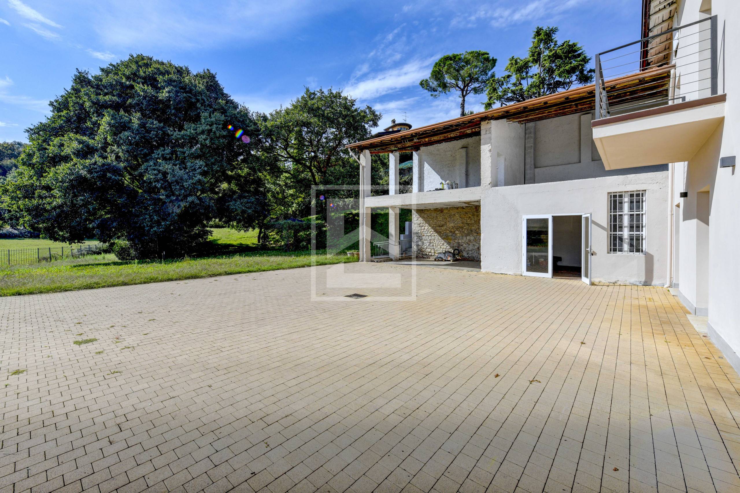 Villa in vendita a Lonato Del Garda (BS)