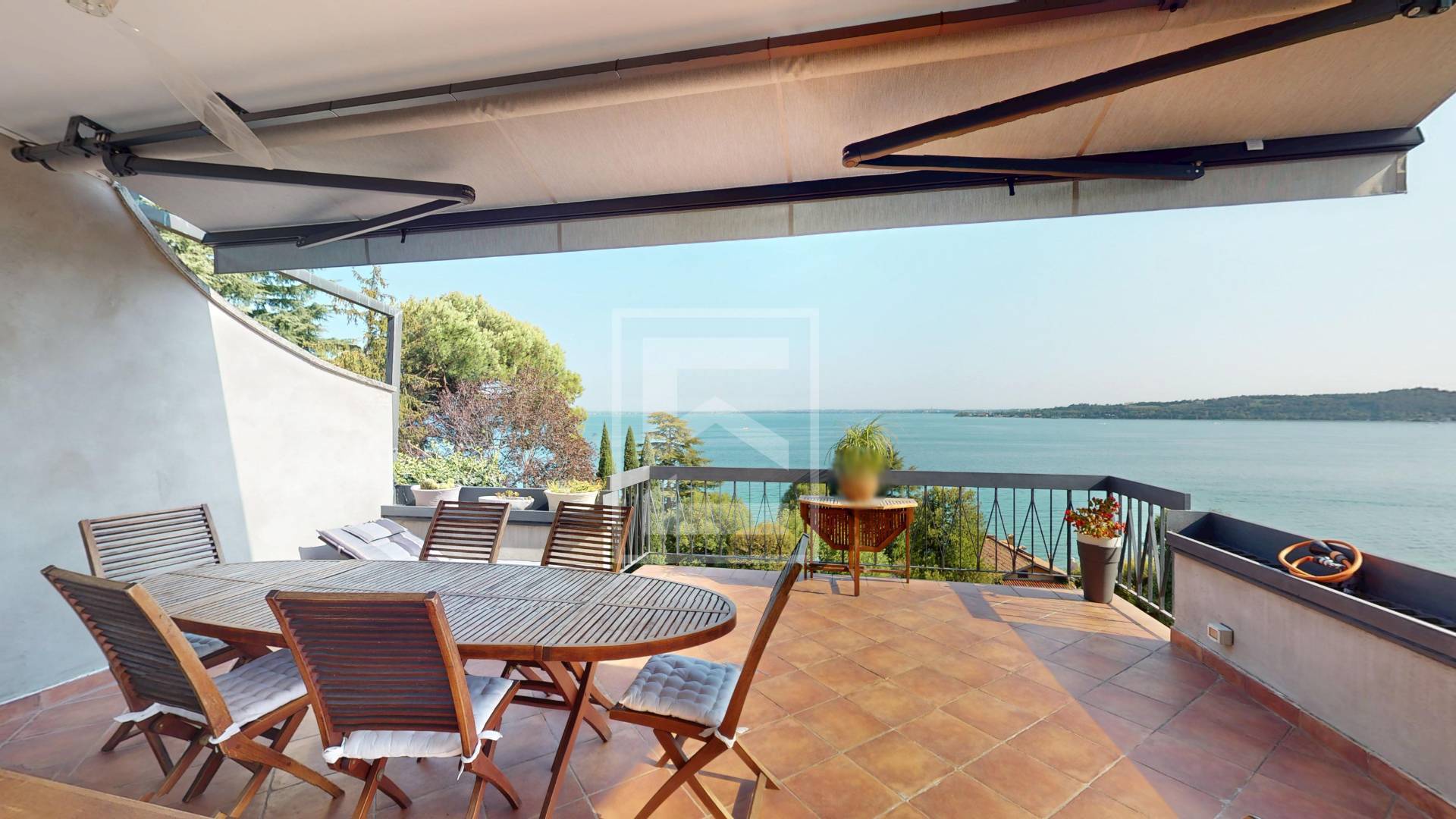 Casa Indipendente in vendita a Padenghe su... - foto 1