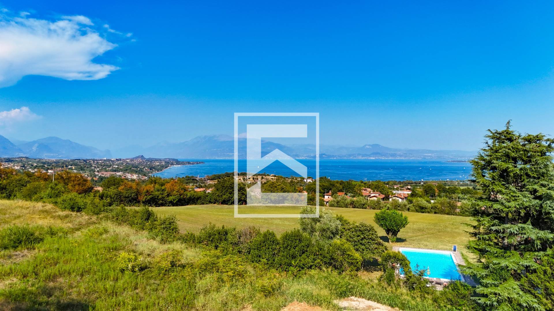 Villa a Lonato del Garda