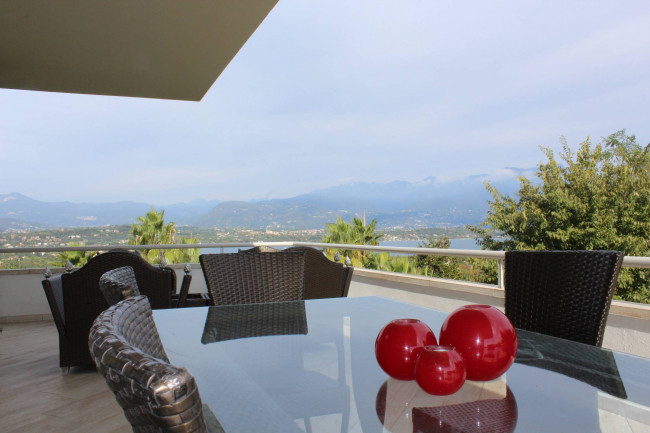 Villa in vendita a Montinelle, Manerba Del Garda (BS)