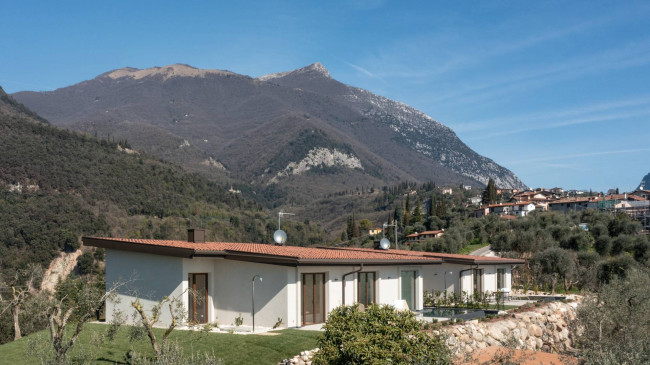 Villa in vendita a Toscolano-maderno (BS)