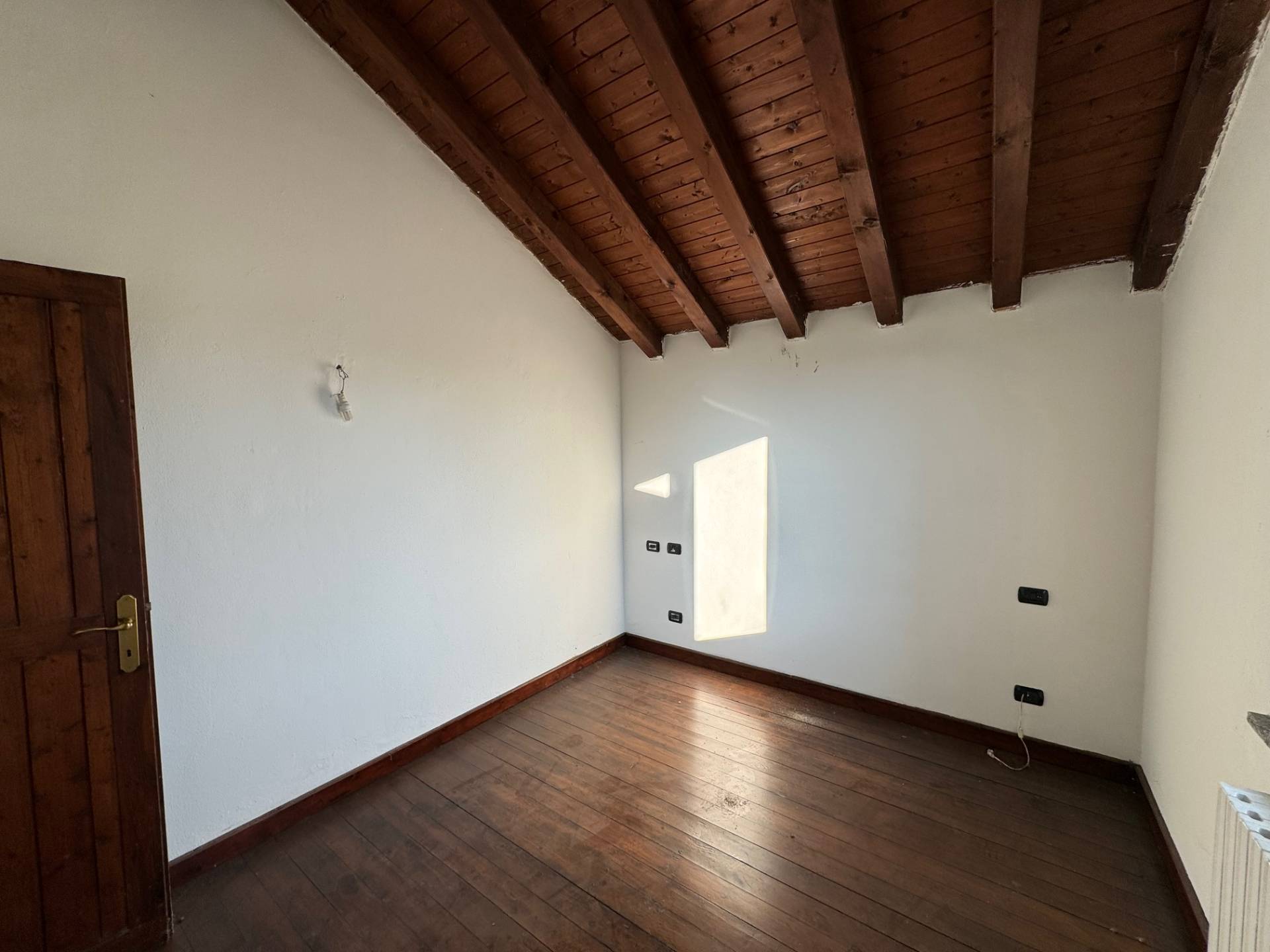 Casa indipendente in vendita a Travacò Siccomario (PV)