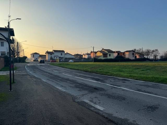 Appartamento in vendita a Battuda