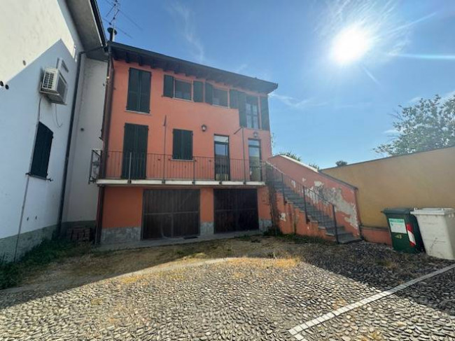 Appartamento in affitto a Pavia
