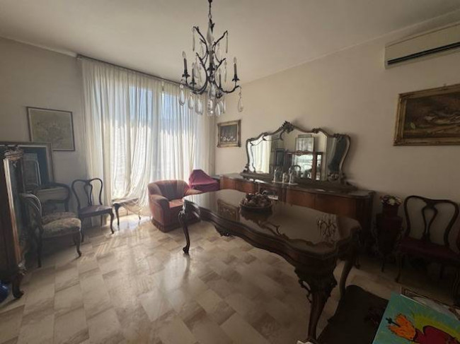 Appartamento in vendita a Pavia
