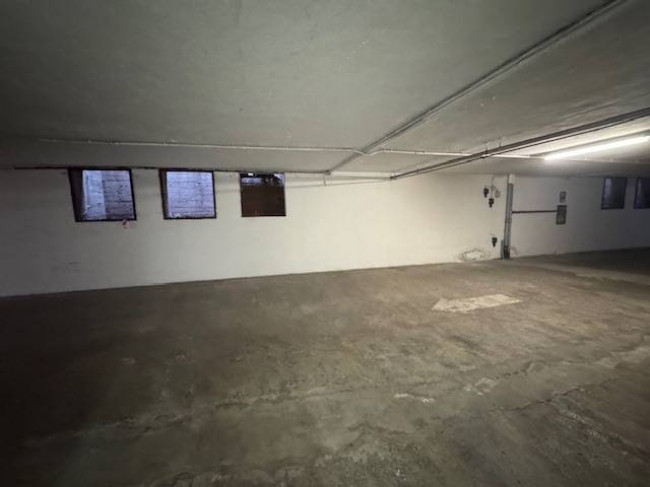 Box o garage in affitto a Pavia