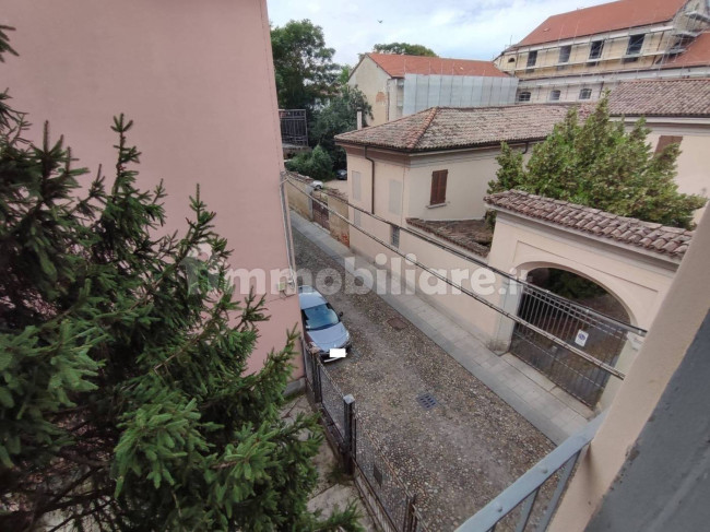 Appartamento in affitto a Pavia