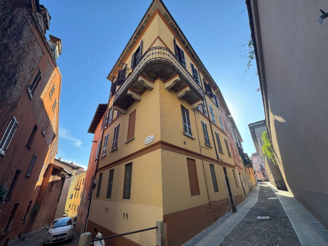 Appartamento in vendita a Pavia