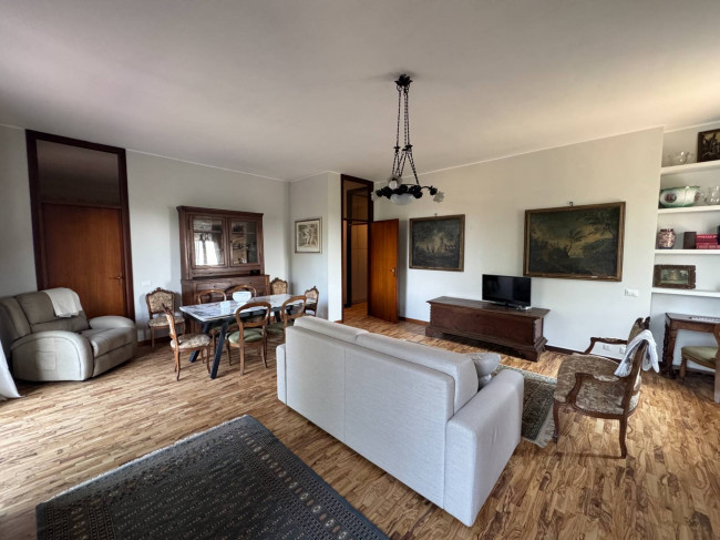 Appartamento in affitto a Pavia