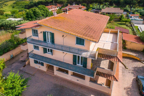 <span>Villa singola</span> in <span>vendita</span> a Pomezia
