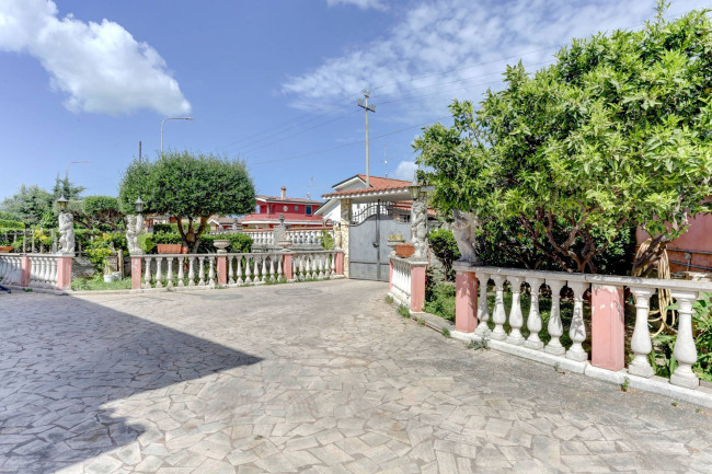 <span>Villa o villino</span> in <span>vendita</span> a Ardea