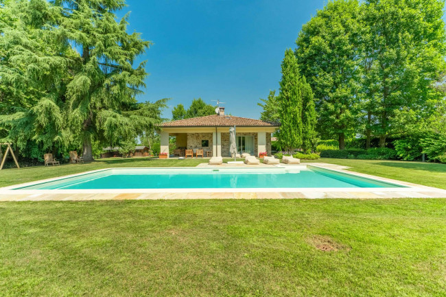 Villa singola in vendita a Gazzola