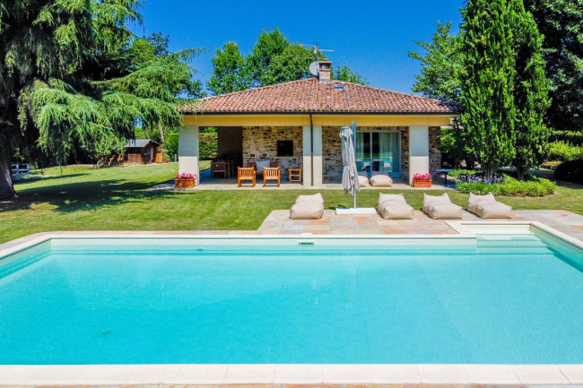 Villa singola in vendita a Gazzola