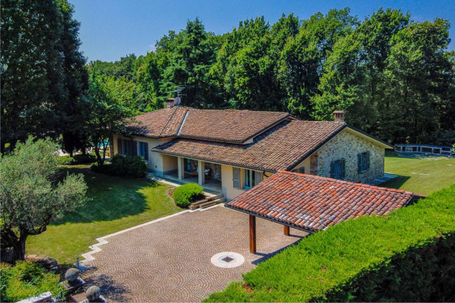 Villa singola in vendita a Gazzola