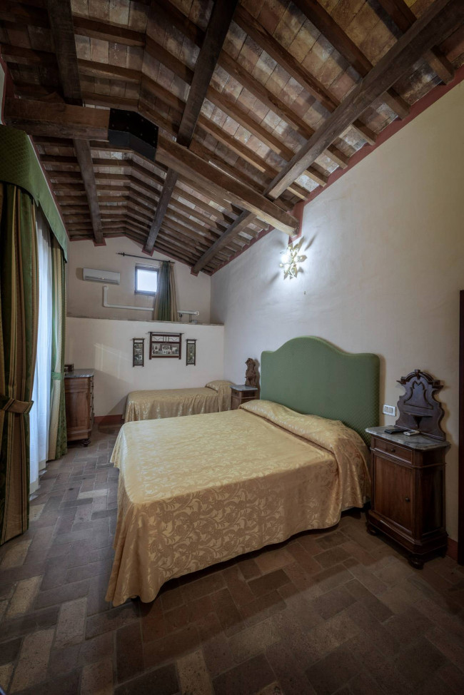 Albergo/Hotel in vendita a Corropoli