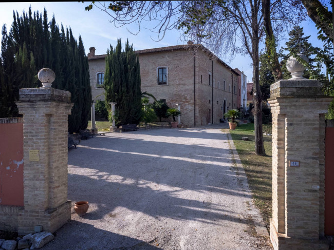 Albergo/Hotel in vendita a Corropoli