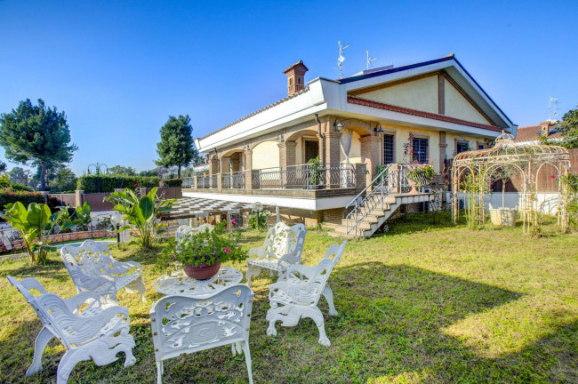 Villa in vendita a Trigoria, Roma (RM)