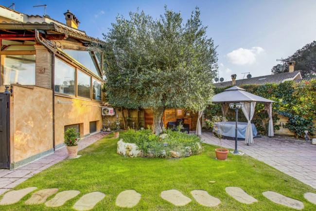 Villa a schiera in vendita a Roma