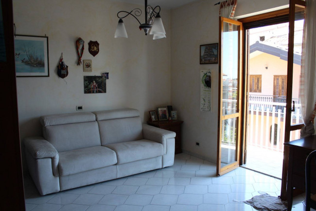 Appartamento in vendita a Aci Sant'Antonio