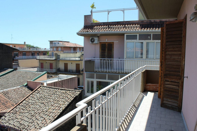 Appartamento in vendita a Aci Sant'Antonio