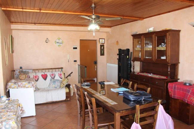 Appartamento in vendita a Aci Sant'Antonio