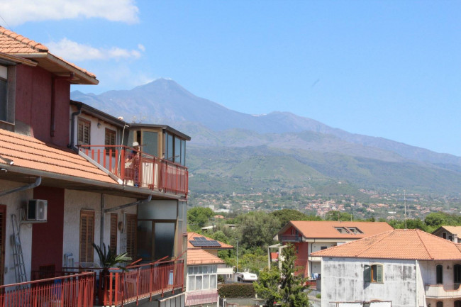 Appartamento in vendita a Aci Sant'Antonio