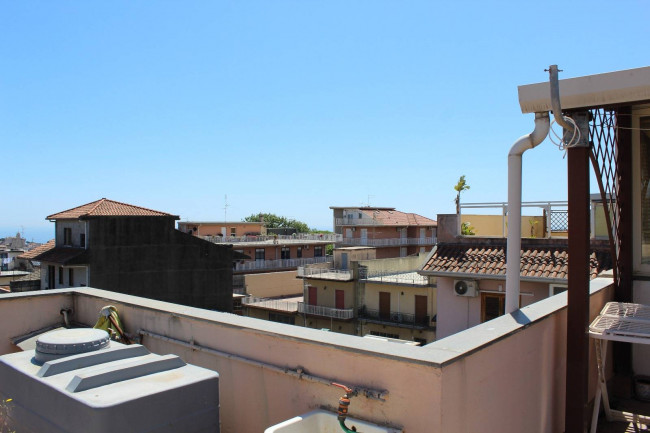 Appartamento in vendita a Aci Sant'Antonio