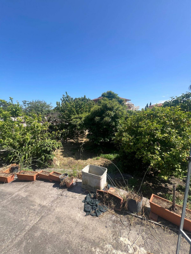 Terreno in vendita a San Giovanni la Punta