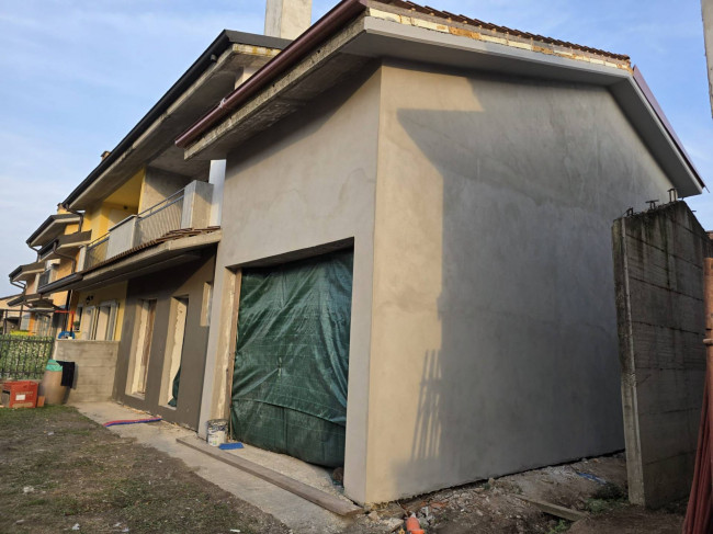 Villa a schiera in vendita a Ossago Lodigiano