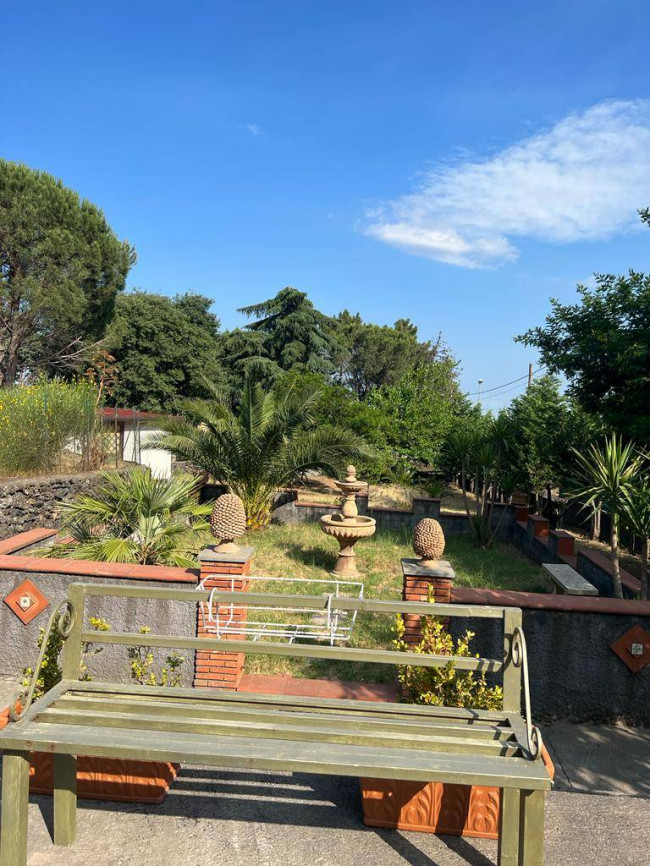 Villa singola in vendita a Nicolosi