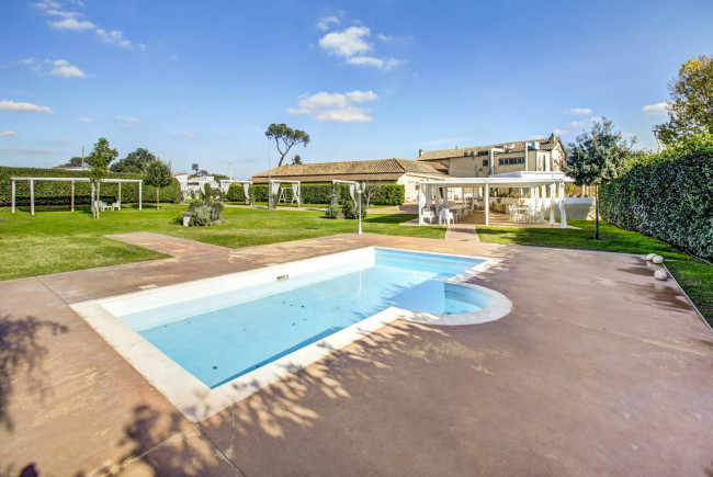 Attività Commerciale in vendita a Roma