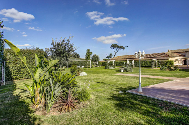 Attività Commerciale in vendita a Roma