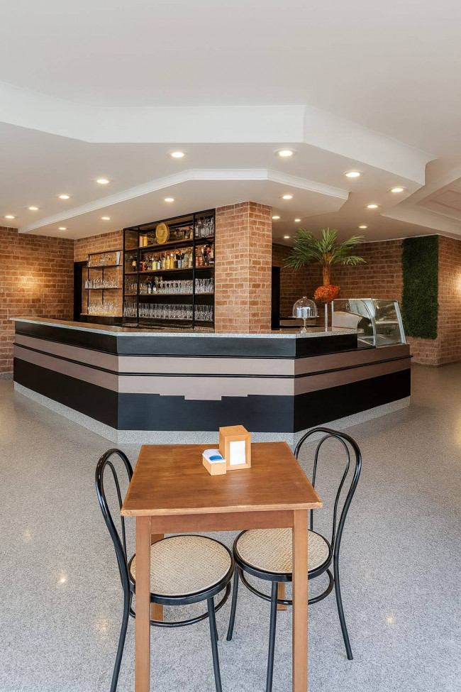 Attività Commerciale in vendita a Pomezia