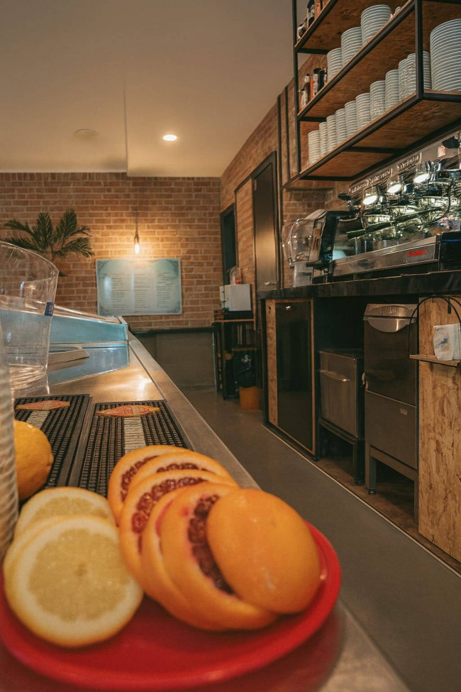 Attività Commerciale in vendita a Pomezia