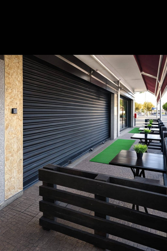 Attività Commerciale in vendita a Pomezia